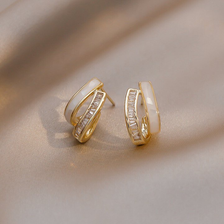 バイモシャインジルコンピアス