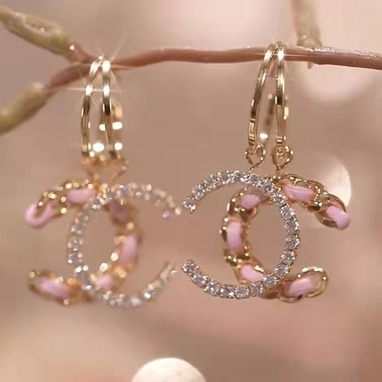 ダブル C ピアス