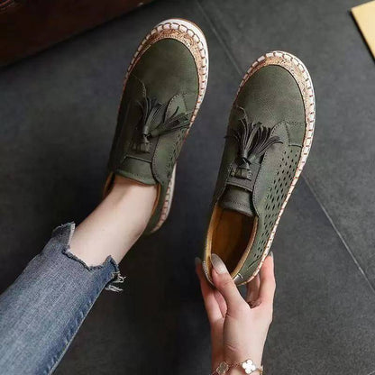 【レディーススリッポン】アッパーに上質本革を使用し、肌触りよく丈夫さを持ち、長持ちできる。