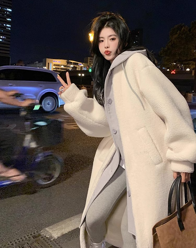 【インスタで大人気】レイヤードボアコート、男女兼用！2025年の冬、必要なのはこのアウター一枚だけ。